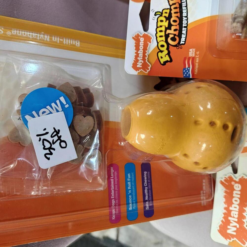 Wobble Treat Toy  Chewer Nylabone Dog Chew set Brand New
